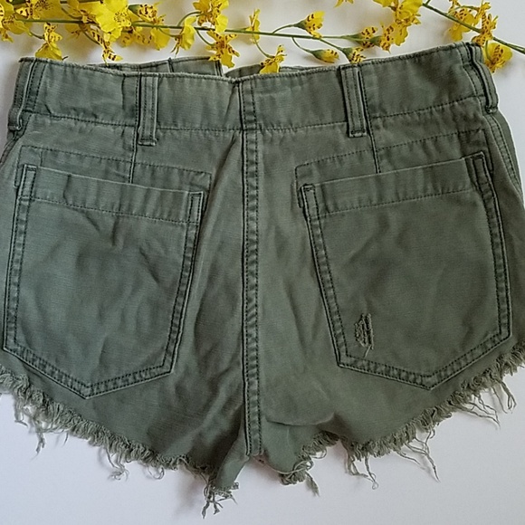 Free People Highwaisted shorts - Picture 4 of 4